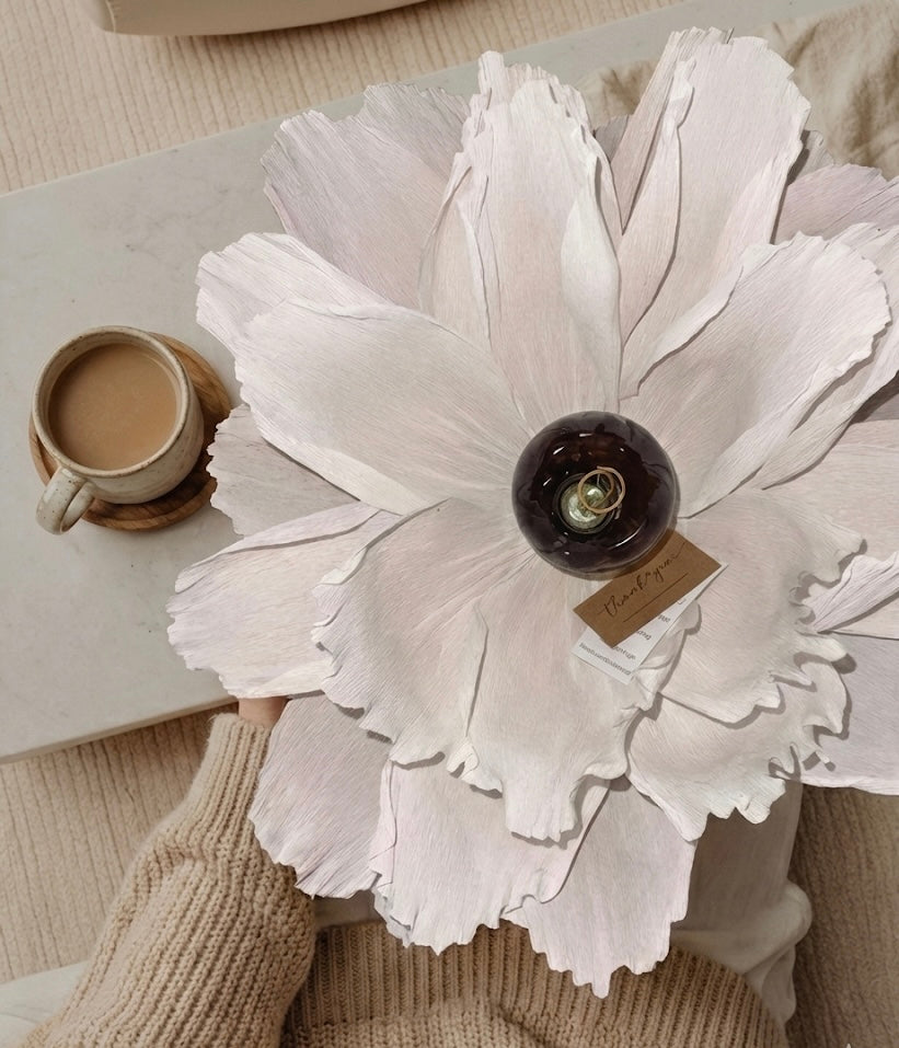 Luna – Håndlaget Papirlampe i Hvit | Japandi design