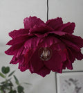 Lotus Ember – Taklampe – håndlaget papirlampe fra Noirmai