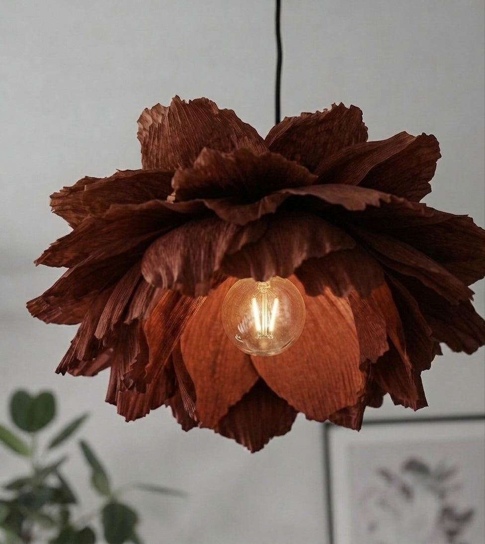 Lotus Noir – Taklampe – detaljbilde 2