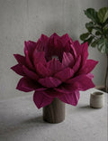 Lotus Ember – Bordlampe – håndlaget papirlampe fra Noirmai